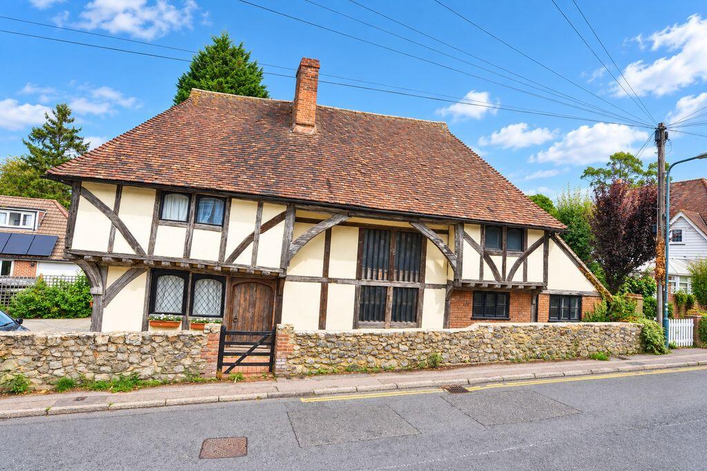 Main image of property: Bearsted, MAIDSTONE, ME14 4PG