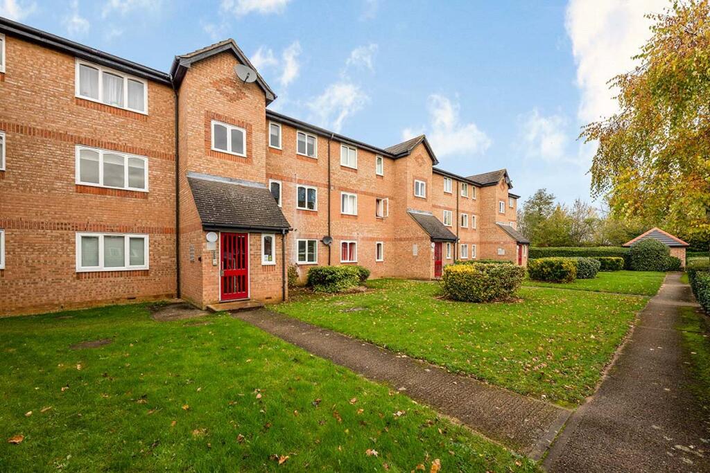 Main image of property: Wedgewood Road, Hitchin, Hertfordshire, SG4