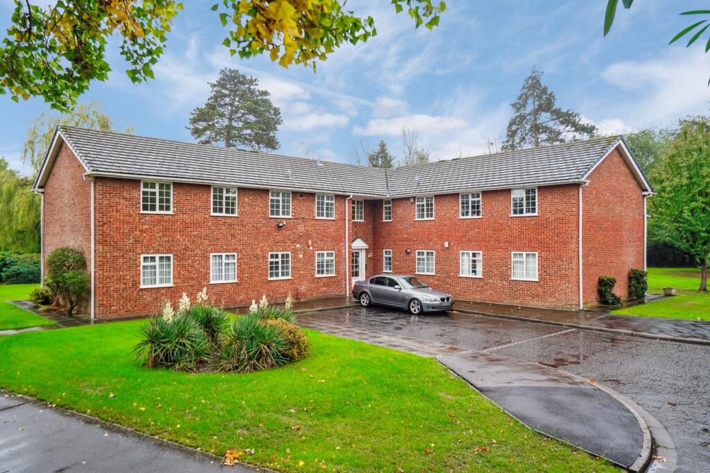 Main image of property: Blackpond Lane, Farnham Royal, SL2