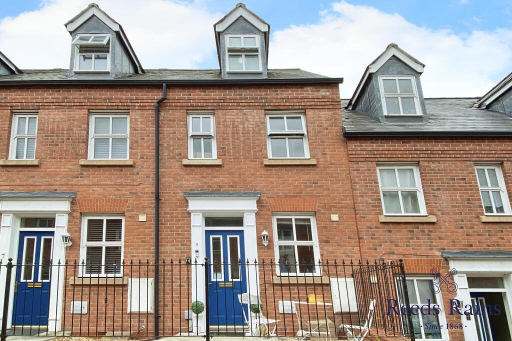 Main image of property: Wallcroft Gardens, Middlewich, Cheshire, CW10