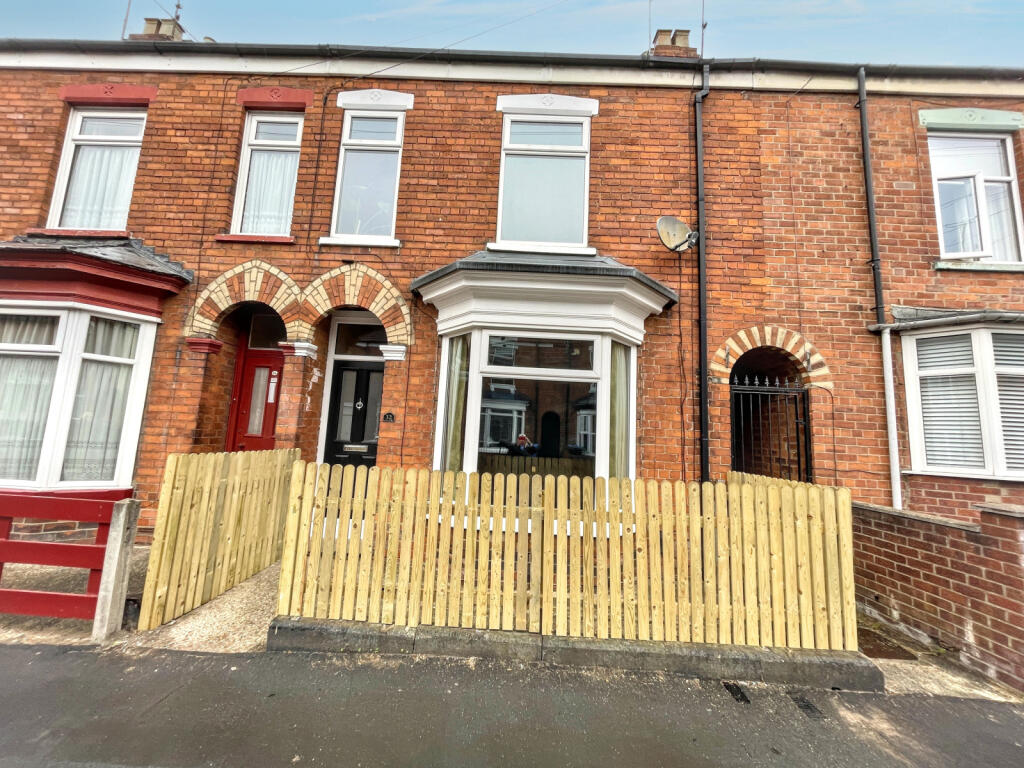 Main image of property: HULL, East Yorkshire, HU5