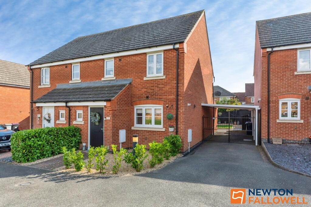 Main image of property: Hoylake, Grantham, NG31