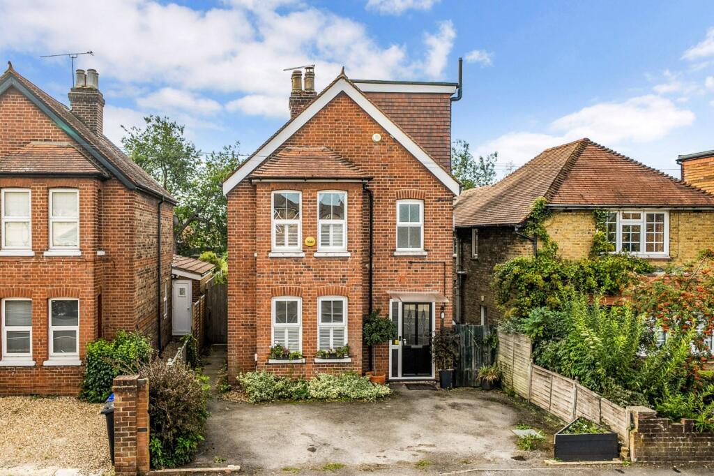 Main image of property: Eastfield Road, Burnham, Buckinghamshire, SL1
