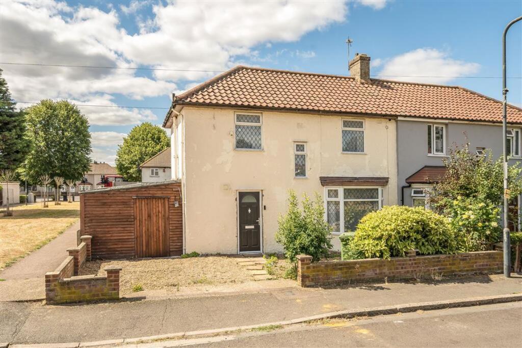 Main image of property: Winchcomb Gardens, Eltham