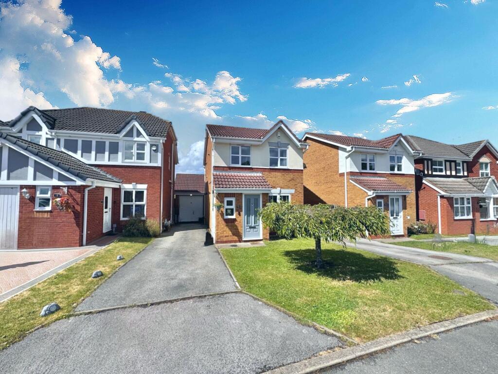 Main image of property: Dove Close, Bedworth, CV12