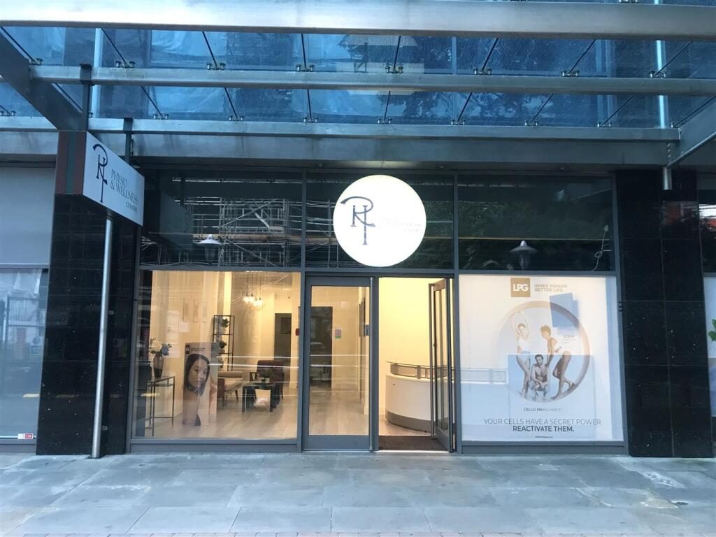 Main image of property: King Street, Manchester, M2