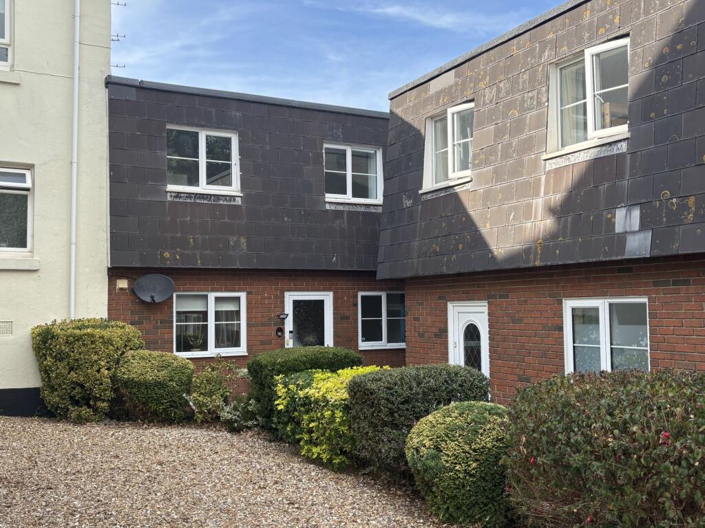 Main image of property: East Cliff Road, Dawlish, EX7