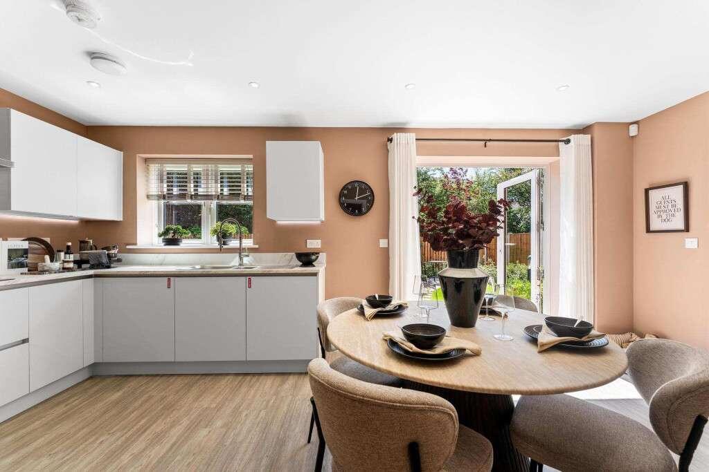 Main image of property: Parkhurst Avenue,
Clayton-Le-Woods,
Leyland,
PR25