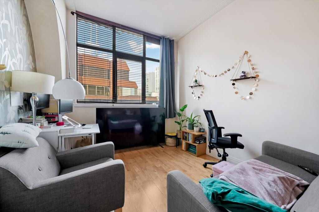 Main image of property: Prescot Street, London E1