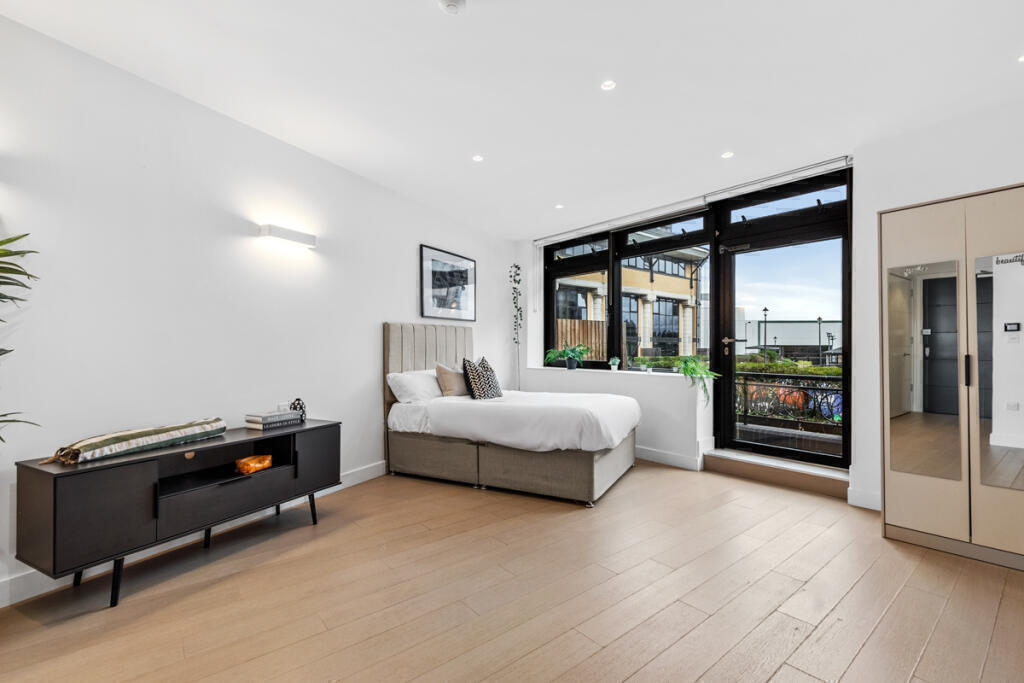 Main image of property: Vulcan House, New Horizons Court, Brentford, Hounslow