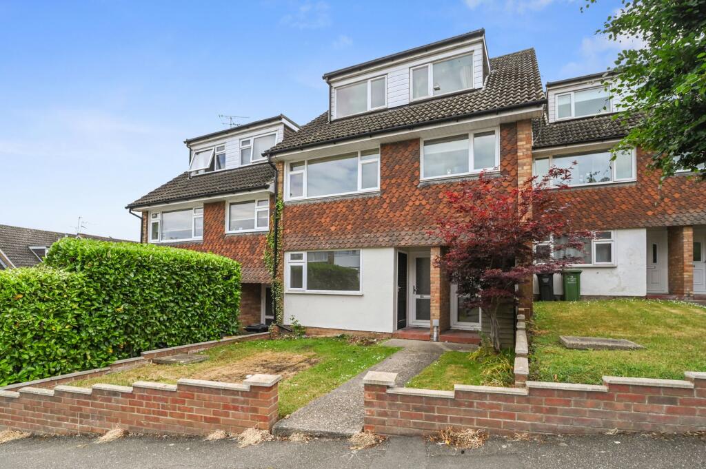 Main image of property: Chapel Court, Billericay, CM12