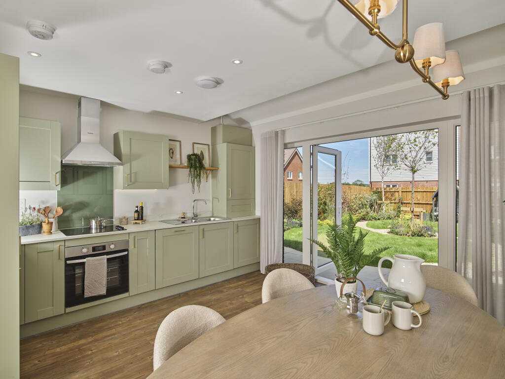 Main image of property: Ravengar Grove,
Rayleigh,
Essex,
SS6 9XS