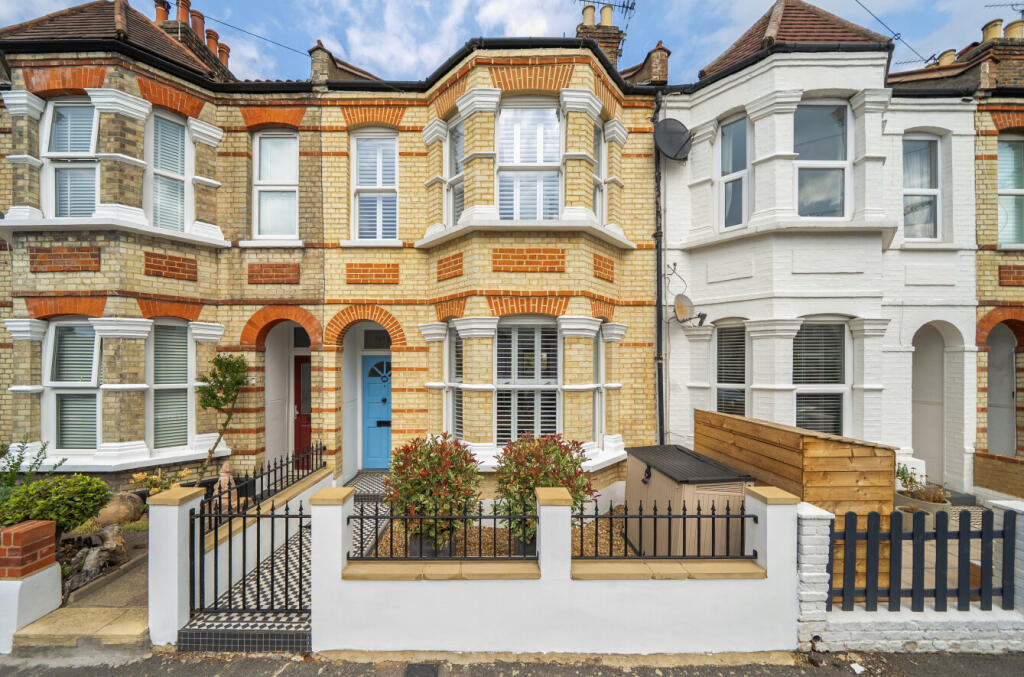 Main image of property: Glebe Road, Bromley
