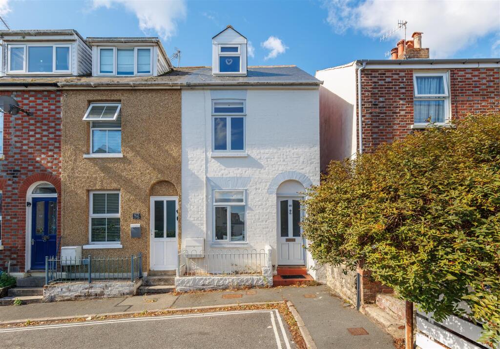 Main image of property: Cowes, Isle of Wight