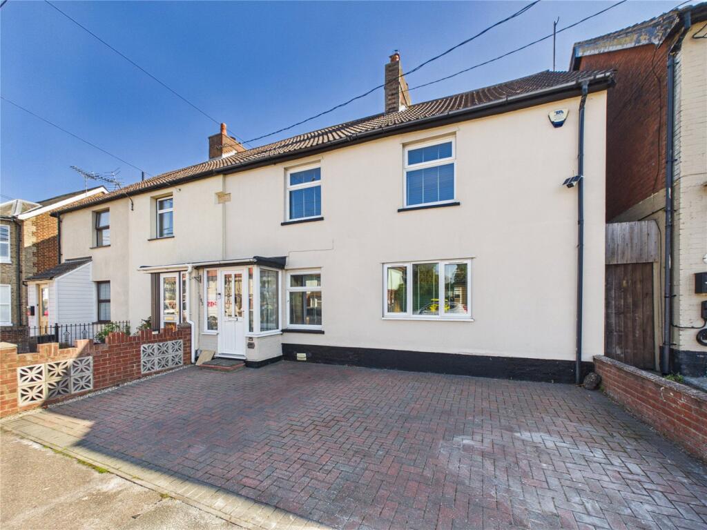 Main image of property: Maidstone Road, Felixstowe, Suffolk, IP11