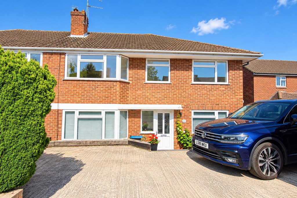 Main image of property: Meadow Way, Kings Langley, WD4