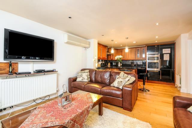 Main image of property: Singers Lane, Henley-on-thames, RG9