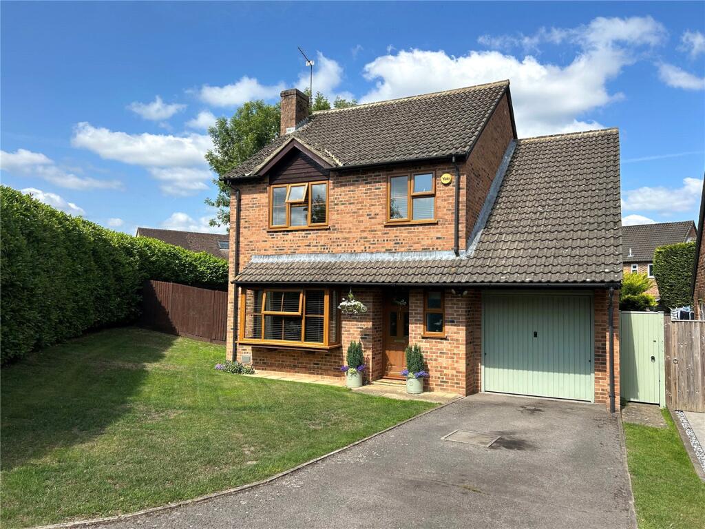 Main image of property: Chervil Way, Burghfield Common, Reading, RG7