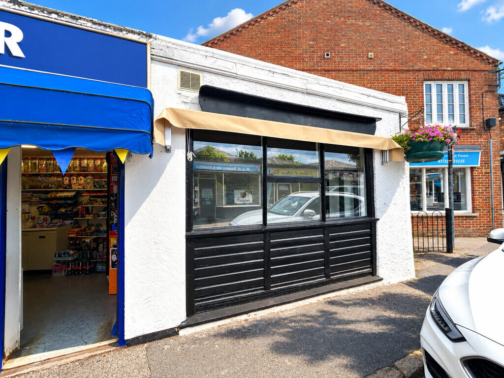 Main image of property: 15b The Crescent, PE11 1AE