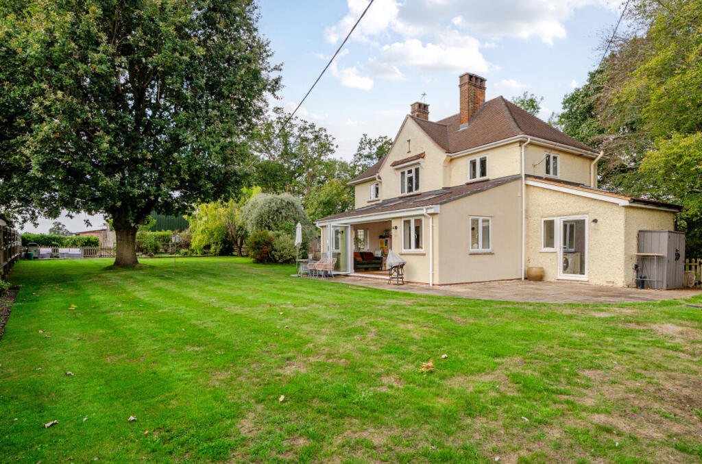 Main image of property: Goddards Lane, Sherfield-on-Loddon, Hook, Hampshire, RG27