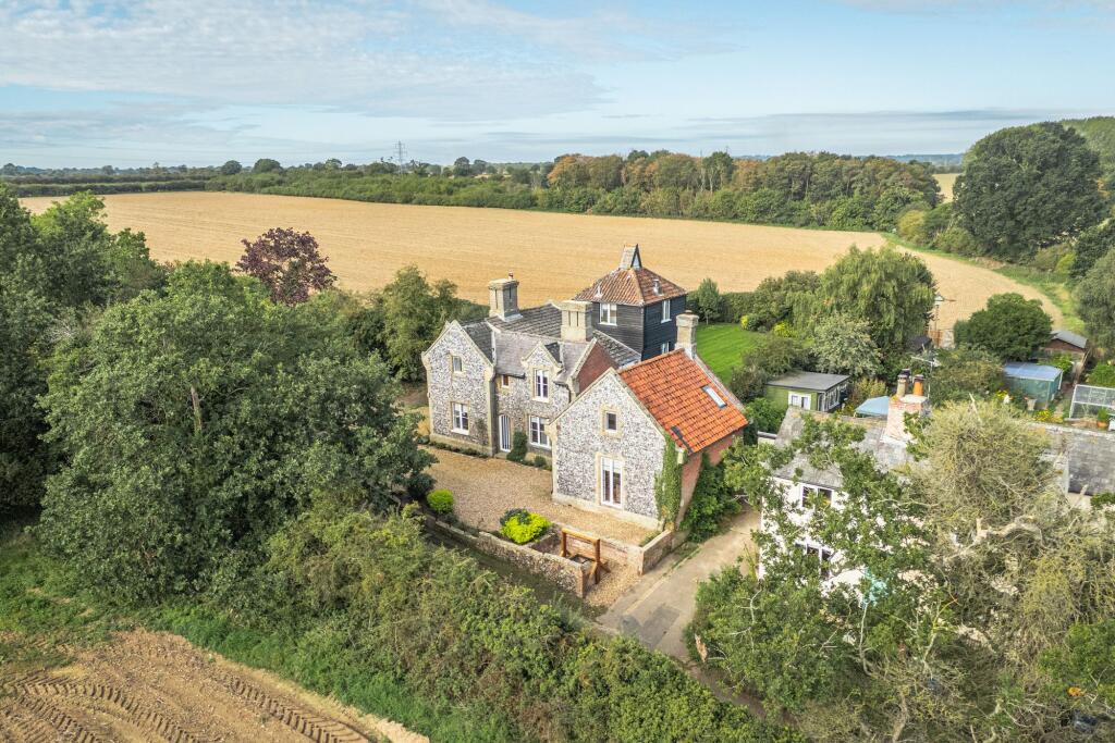 Main image of property: An Impressive Home with Incredible Views in Claxton