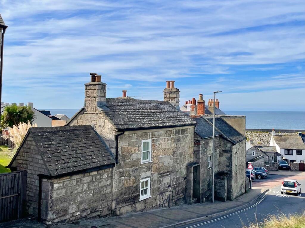 Main image of property: High Street, Fortuneswell, DT5
