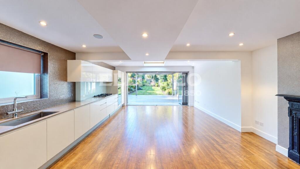 Main image of property: Oaklands Avenue, Watford, Hertfordshire, WD19