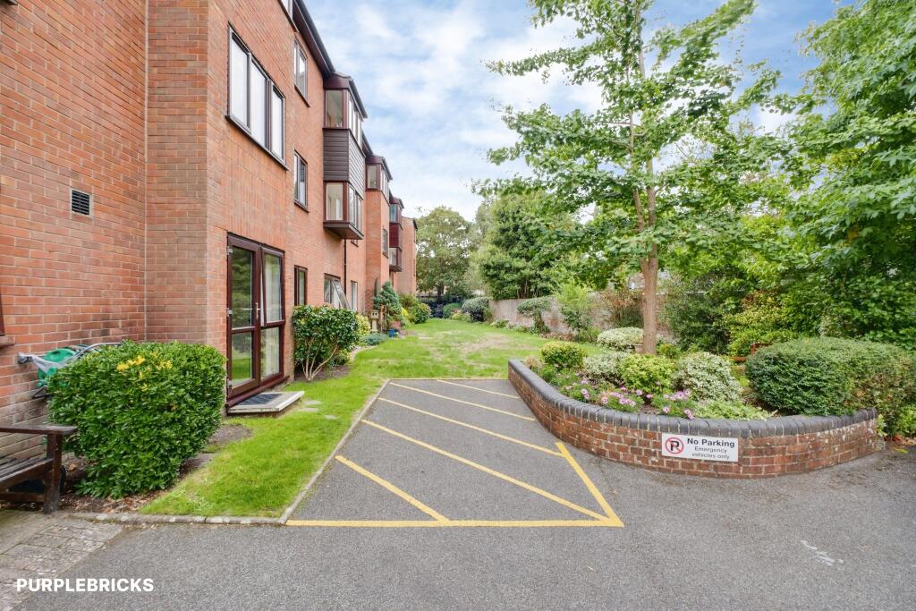 Main image of property: 31 Purewell, Christchurch, BH23