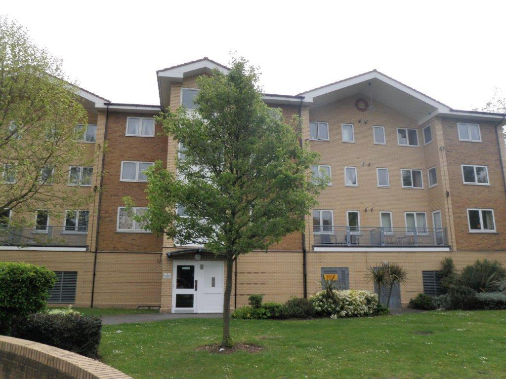 Main image of property: 5 Woburn Road, Croydon, Surrey, CR0
