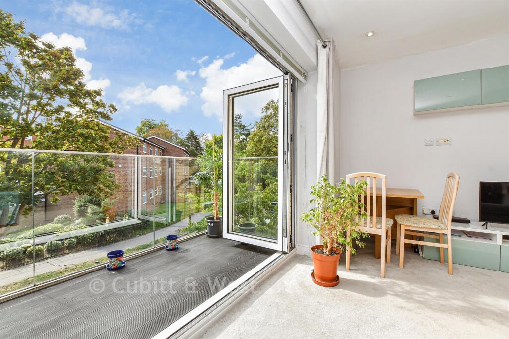 Main image of property: The Avenue, Croydon, Surrey