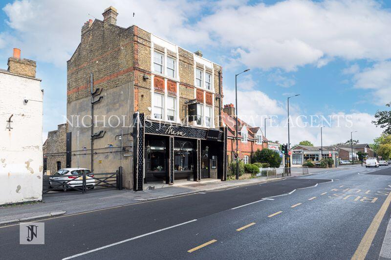 Main image of property: High Steet , Southgate, London N14