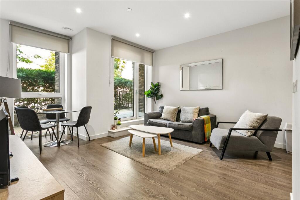 Main image of property: Newnton Close, London, N4