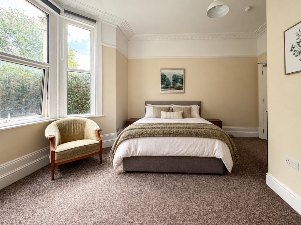 Main image of property: ROOM TO RENT - CLIFTON TERRACE