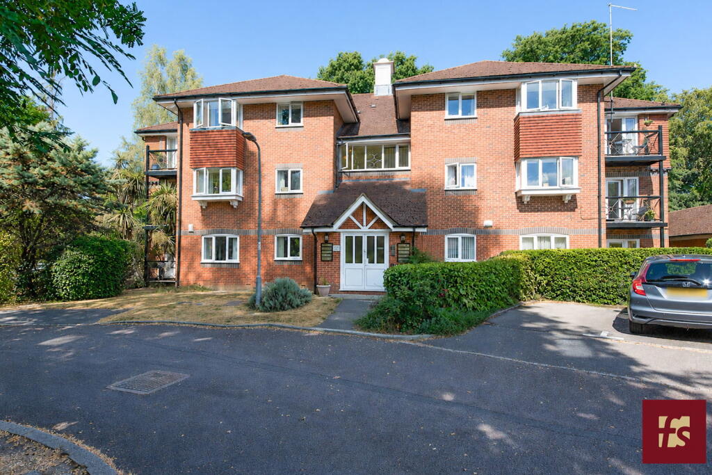 Main image of property: Masefield Gardens, Crowthorne, Berkshire, RG45 7QS