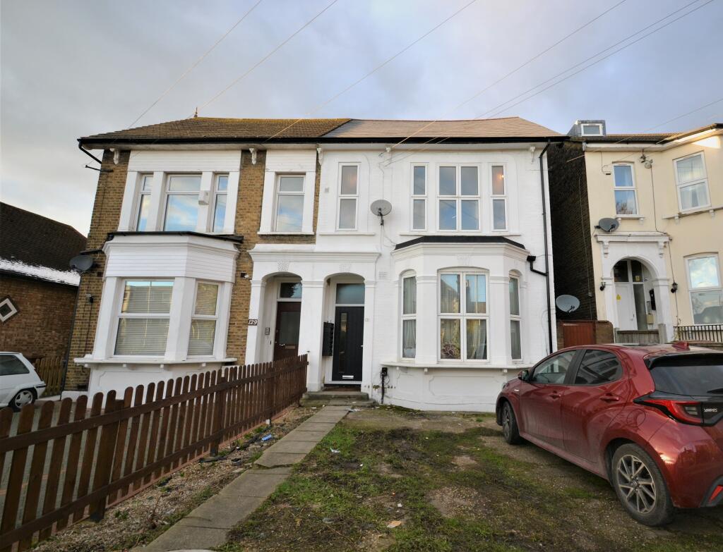 Main image of property: Hainault Road (6), Leytonstone, London, E11