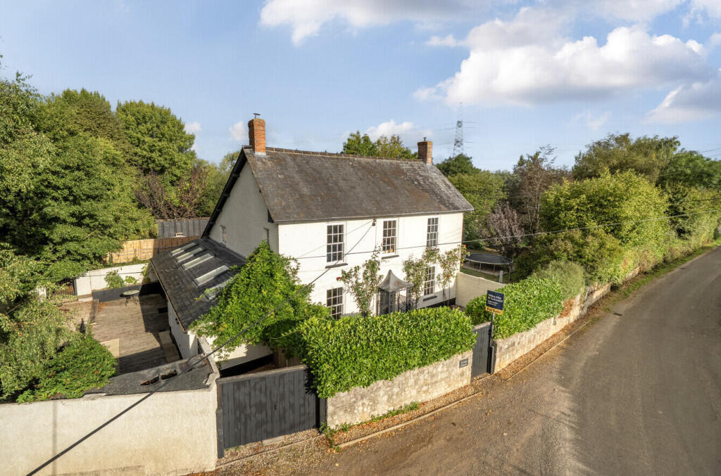 Main image of property: Hele, Taunton