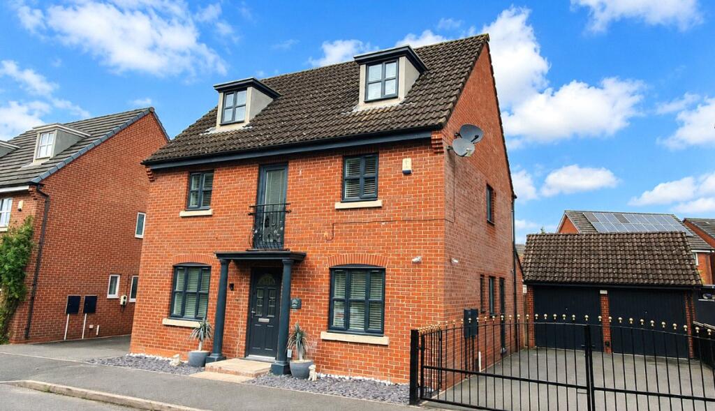 Main image of property: Kearnes Close, Abram, Wigan, WN2