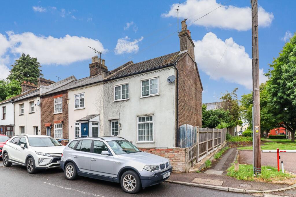 Main image of property: Weymouth Street, Hemel Hempstead, HP3