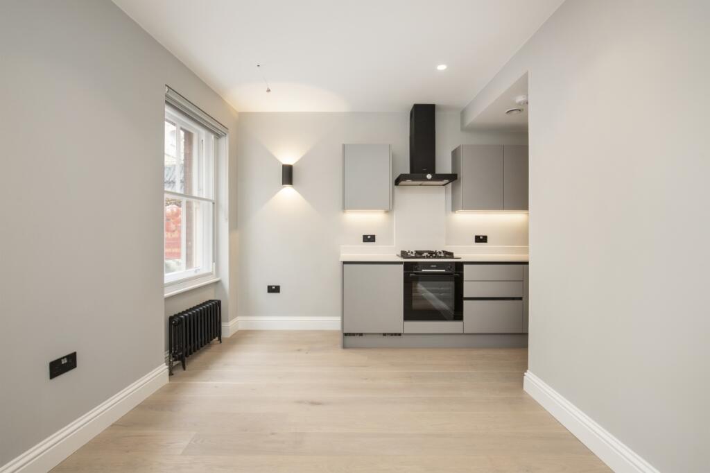 Main image of property: Shaftesbury Avenue, Chinatown W1