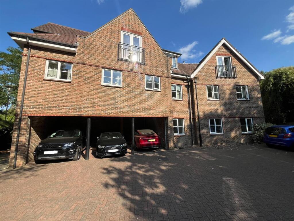 Main image of property: Stretton Court, Wey Road