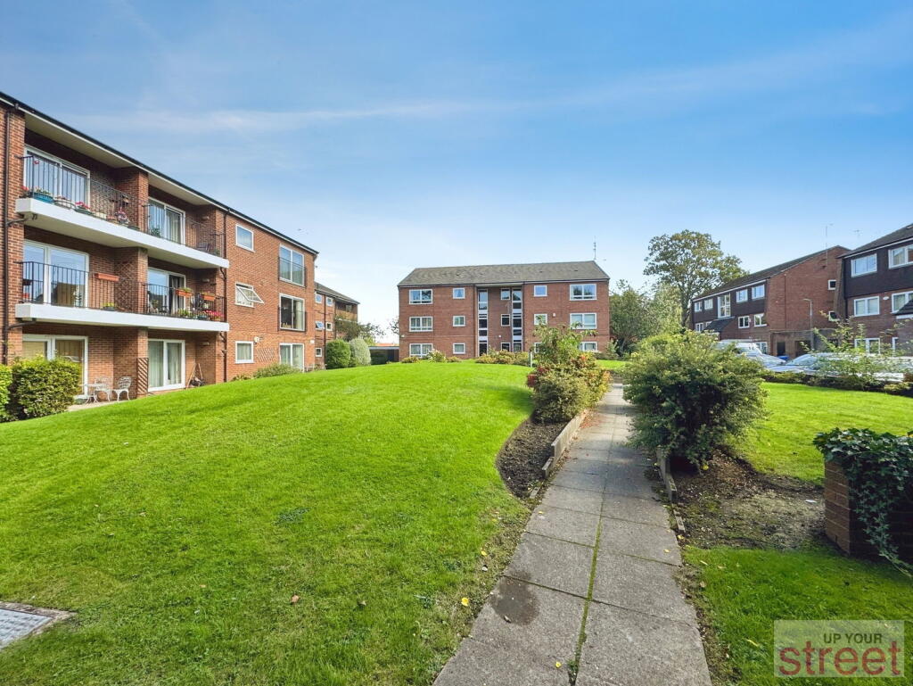 Main image of property: Mosslea Park, Liverpool, L18 8DS