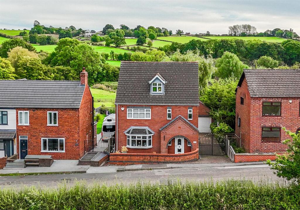 Main image of property: Belle Vue, Lower Hartshay, Derbyshire