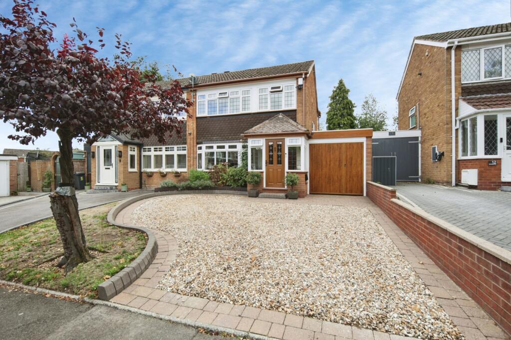 Main image of property: The Oaklands, Birmingham, West Midlands, B37