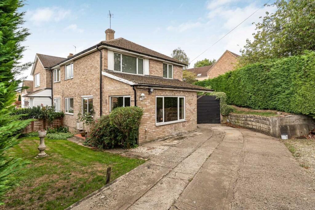 Main image of property: Farm Close Road, Wheatley, OX33