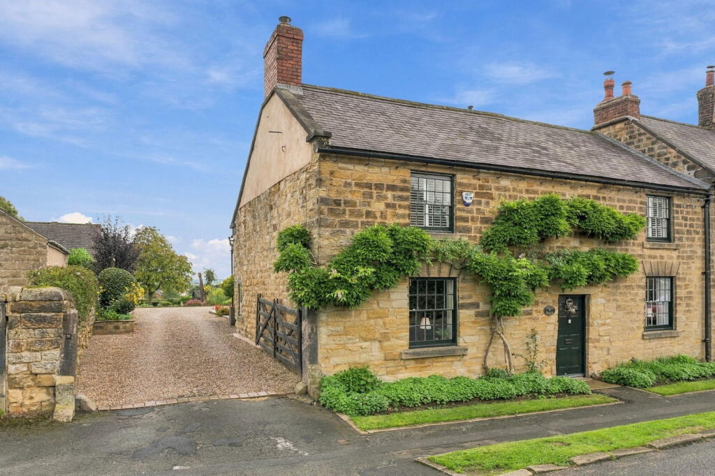 Main image of property: Cross House, Main Road, Higham.