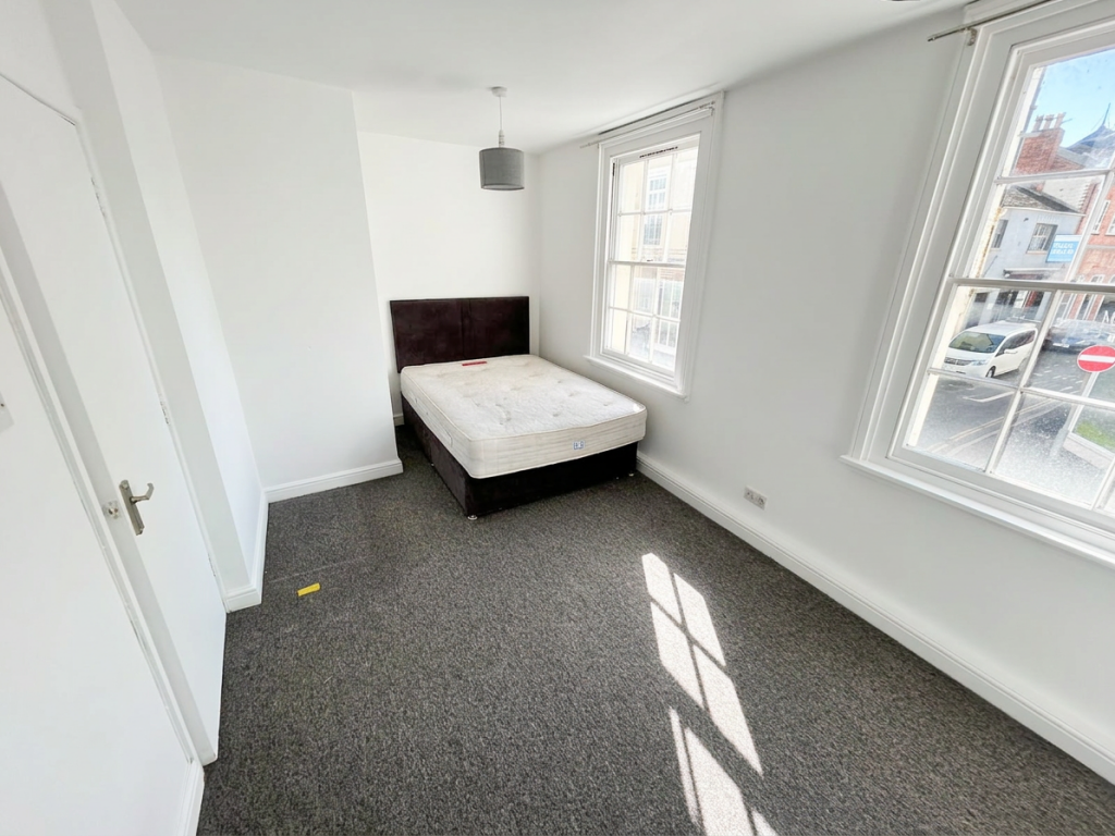 Main image of property: Bath Street, Leamington Spa