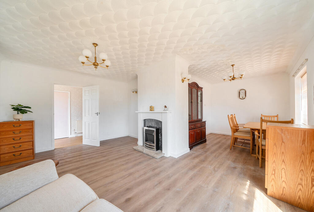 Main image of property: Milford Avenue, Wick, Bristol, Gloucestershire, BS30