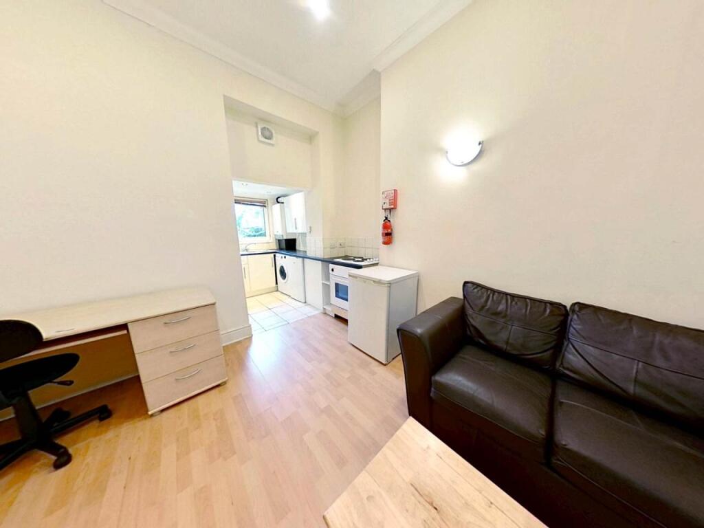 Main image of property: Claude Road, Roath, Cardiff