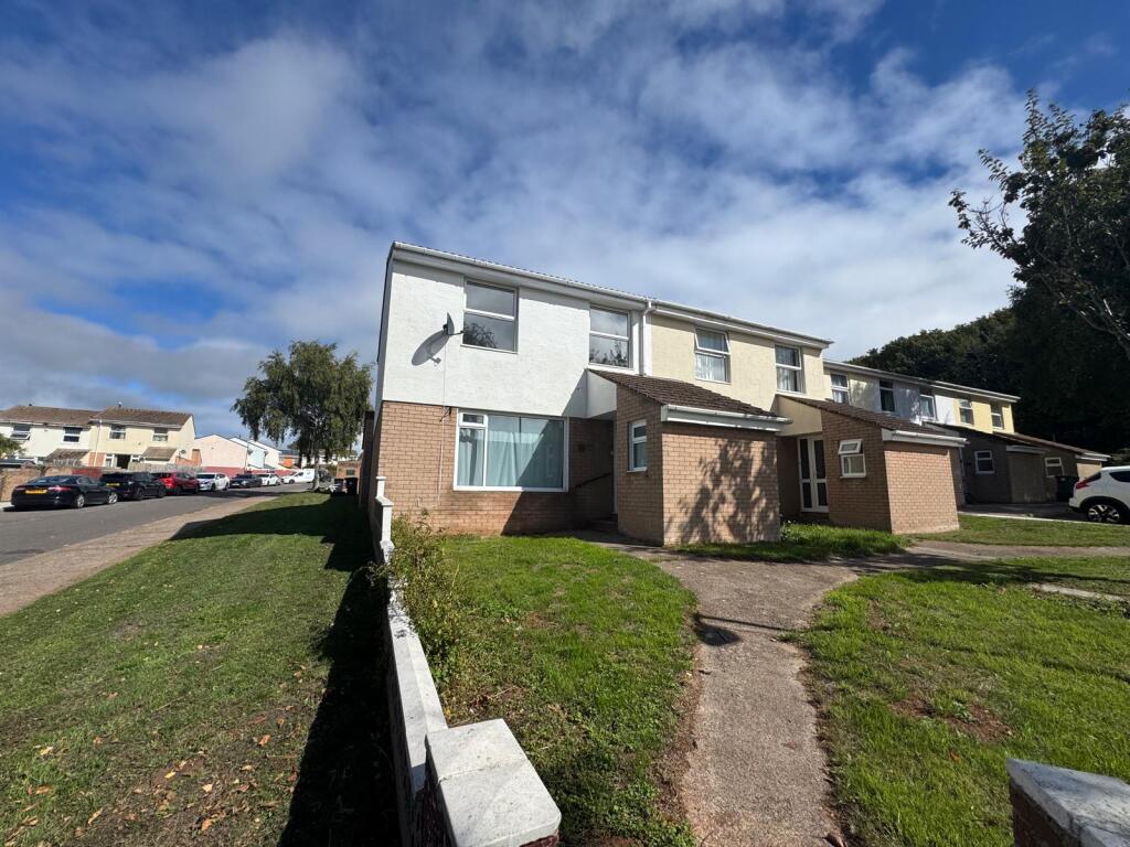 Main image of property: Pendennis Road, Torquay, TQ2 7QS