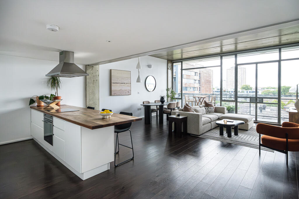 Main image of property: Union Wharf, Wenlock Road, N1